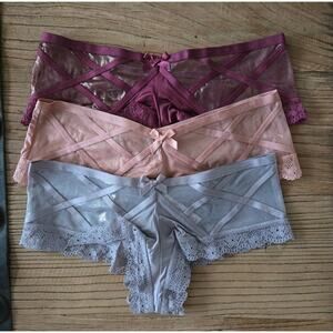 Victoria's Secret Very Sexy Cheeky Hipster Panty Bundle sz xSmall New